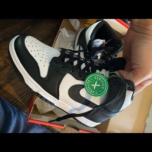 Women Nike dunk high panda